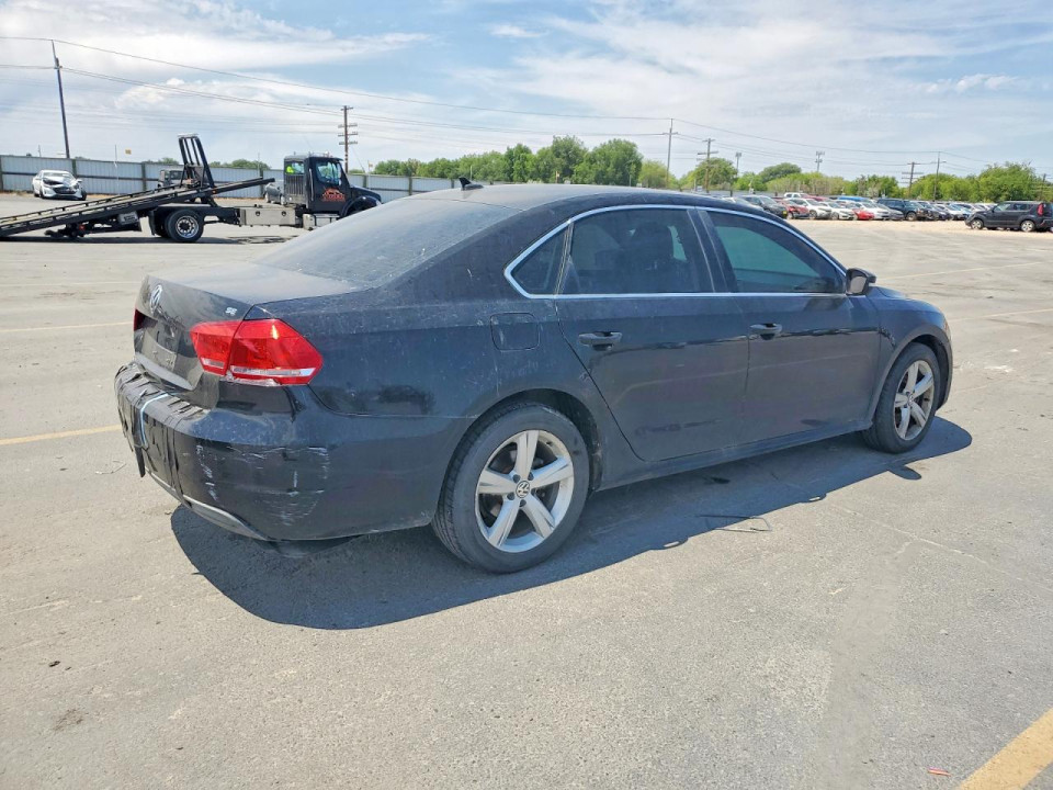 Volkswagen PASSAT 2013 — Copart