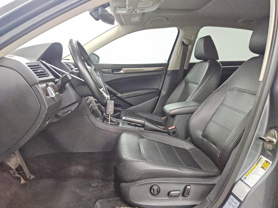 Volkswagen PASSAT 2016 — Copart