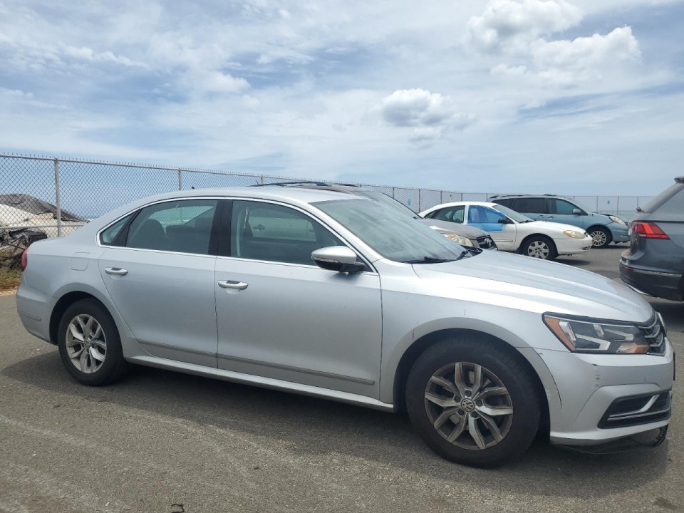Volkswagen PASSAT 2017 — Copart