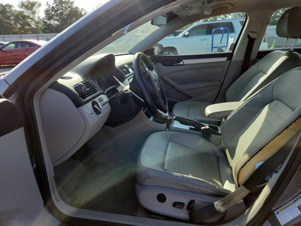 Volkswagen PASSAT 2013 — Copart