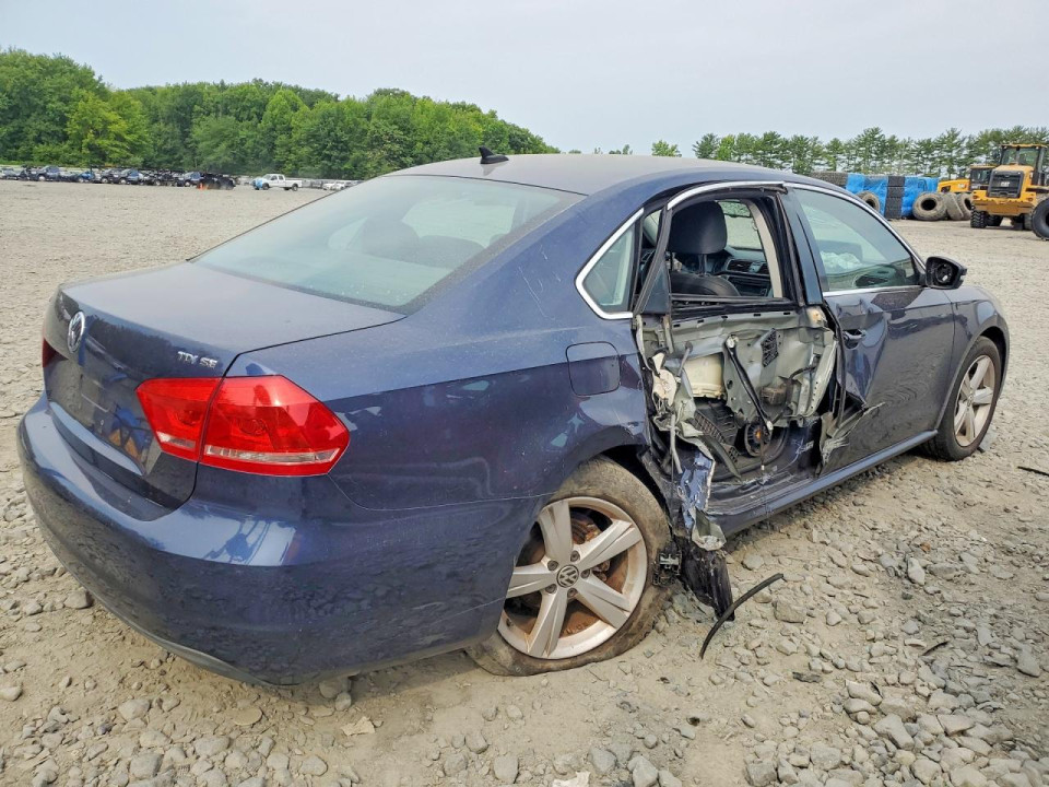 Volkswagen PASSAT 2013 — Copart