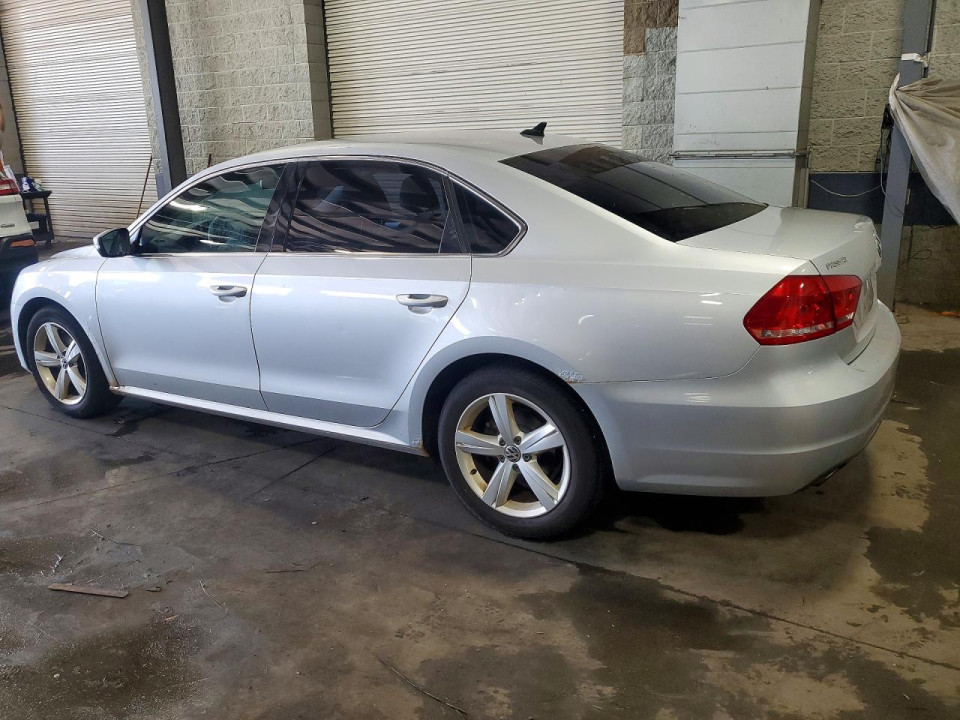 Volkswagen PASSAT 2013 — Copart