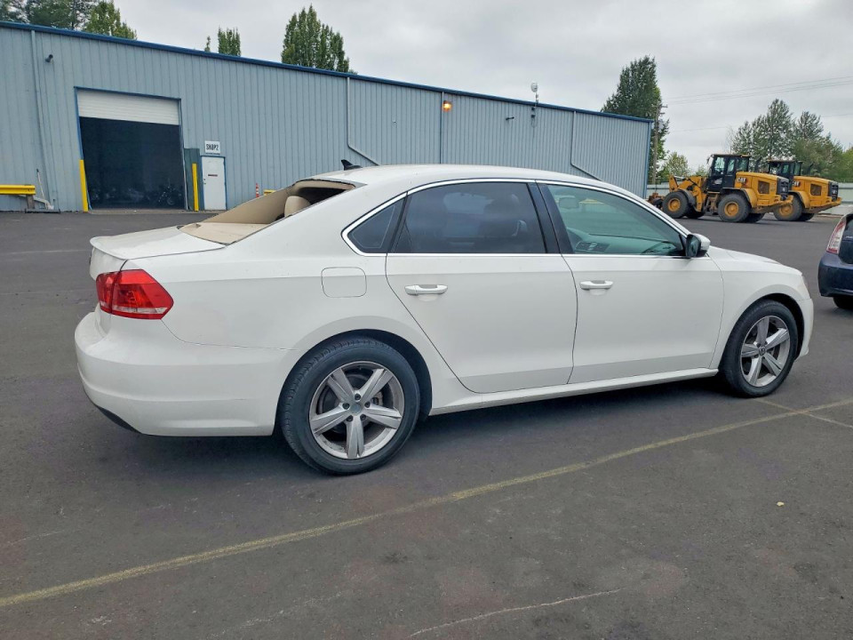 Volkswagen PASSAT 2013 — Copart