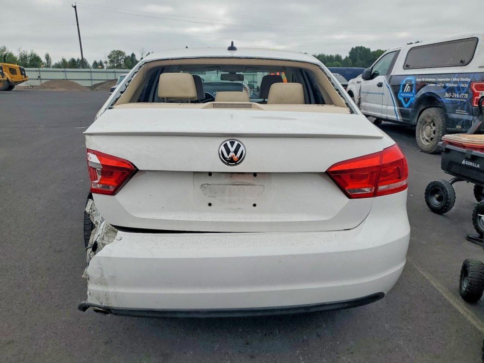 Volkswagen PASSAT 2013 — Copart