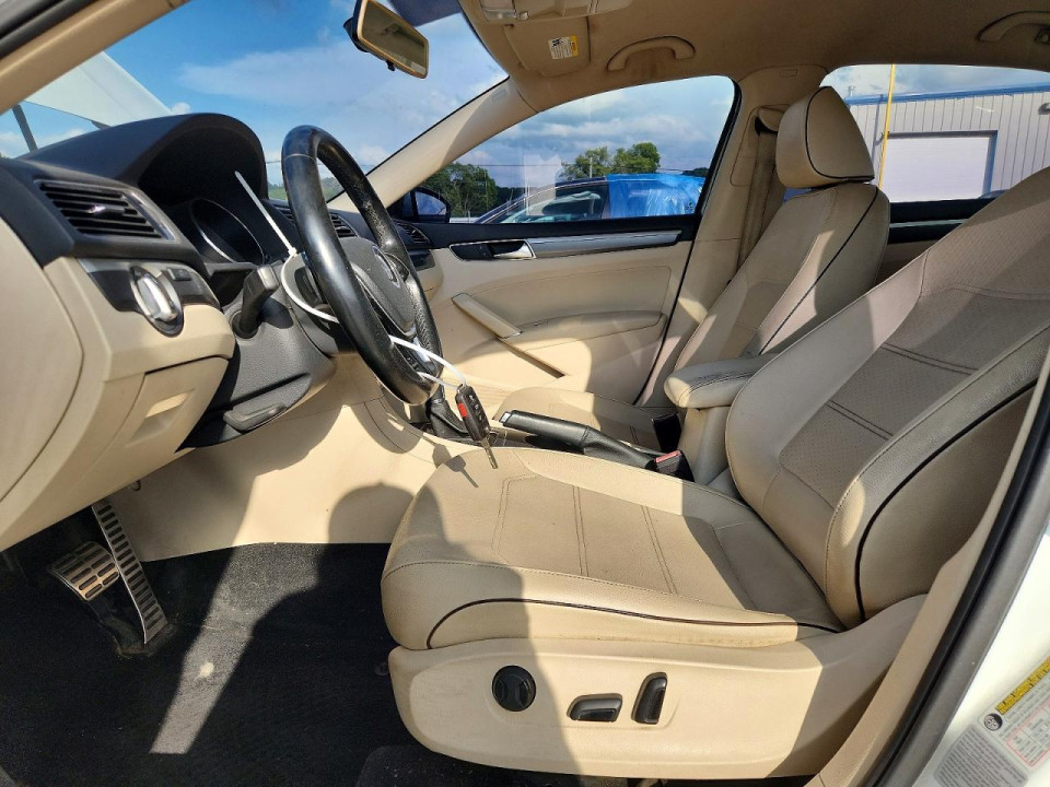 Volkswagen PASSAT 2017 — Copart