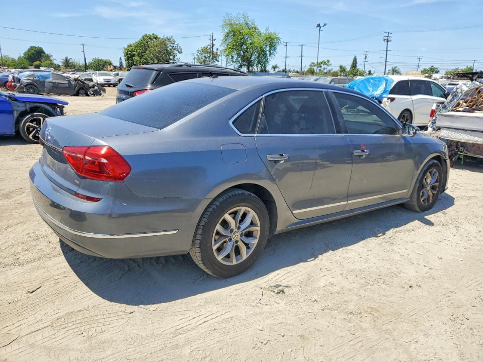 Volkswagen PASSAT 2016 — Copart