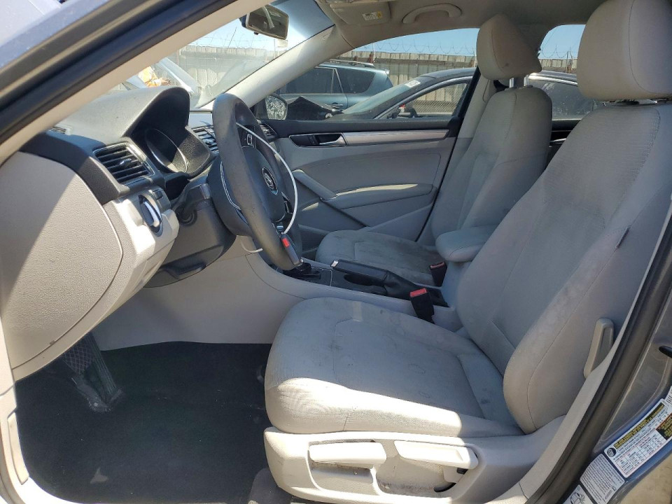 Volkswagen PASSAT 2016 — Copart
