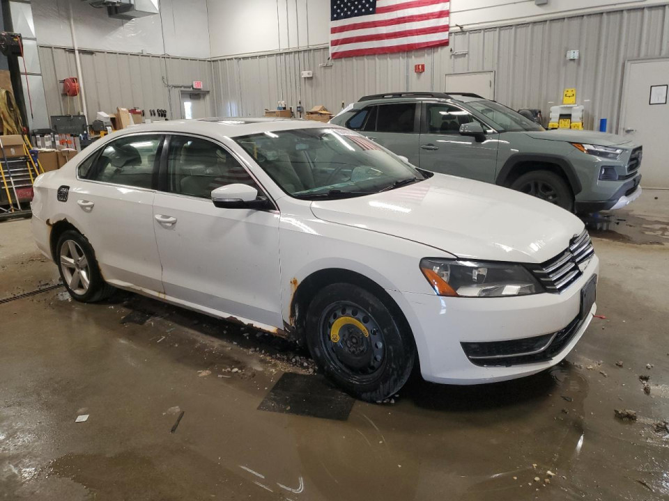 Volkswagen PASSAT 2013 — Copart