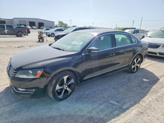 Volkswagen PASSAT 2014