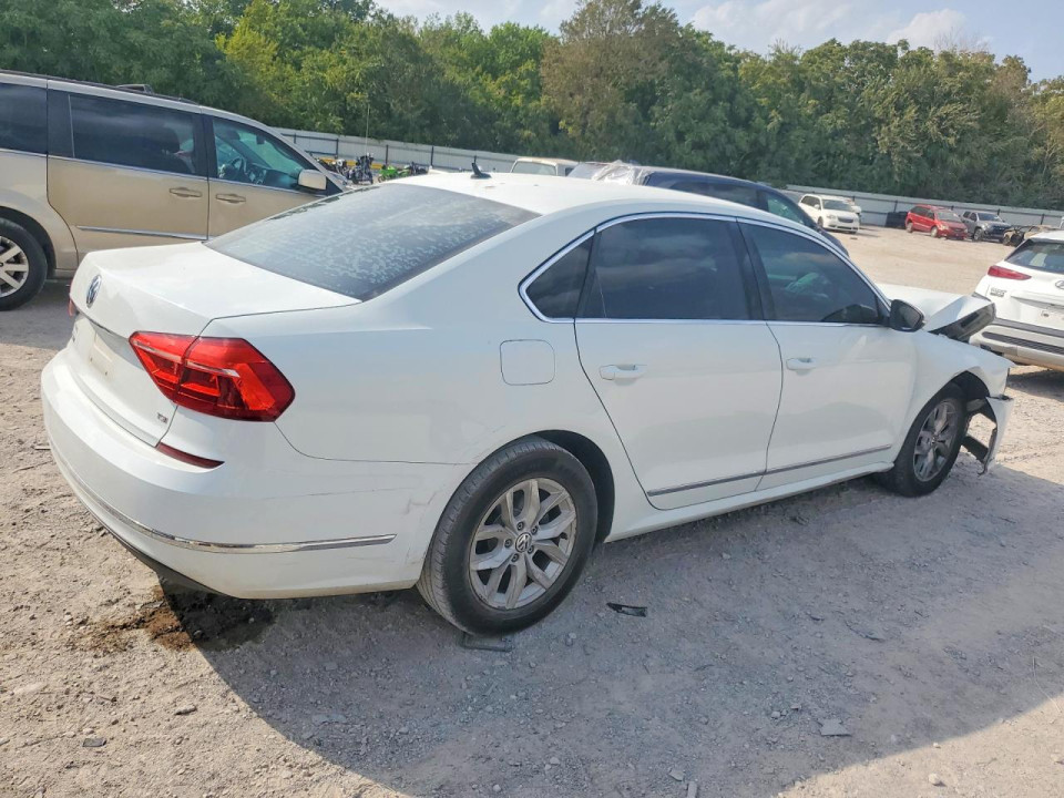 Volkswagen PASSAT 2016 — Copart