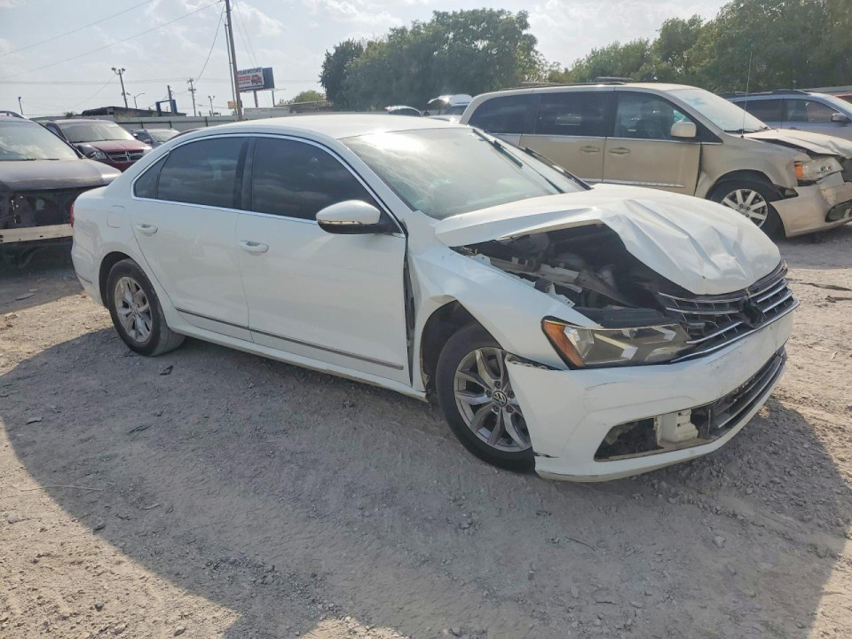 Volkswagen PASSAT 2016 — Copart