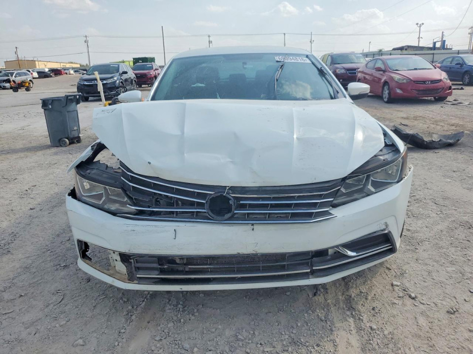 Volkswagen PASSAT 2016 — Copart