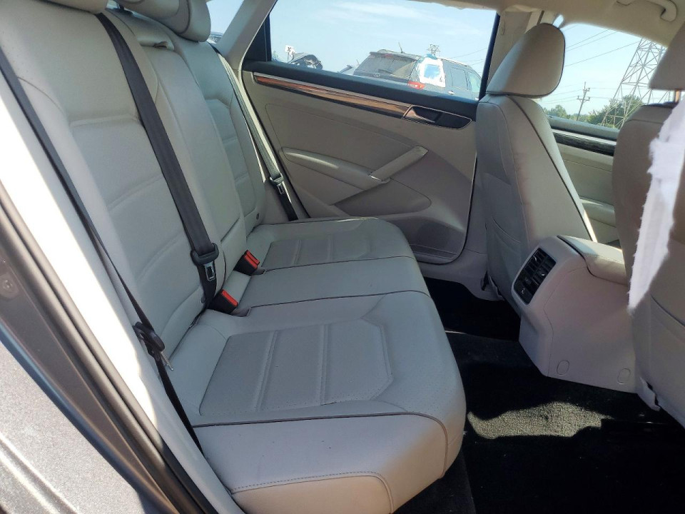 Volkswagen PASSAT 2018 — Copart