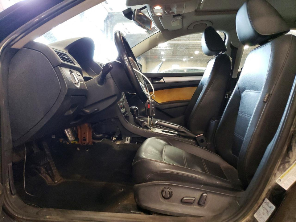 Volkswagen PASSAT 2013 — Copart