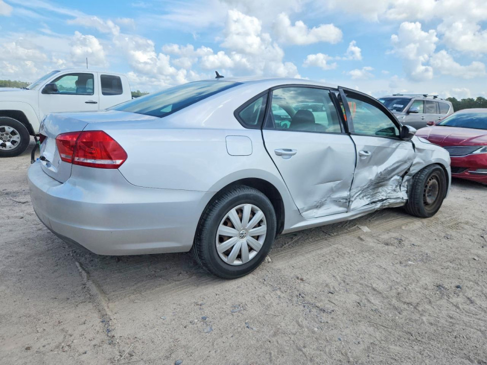 Volkswagen PASSAT 2012 — Copart