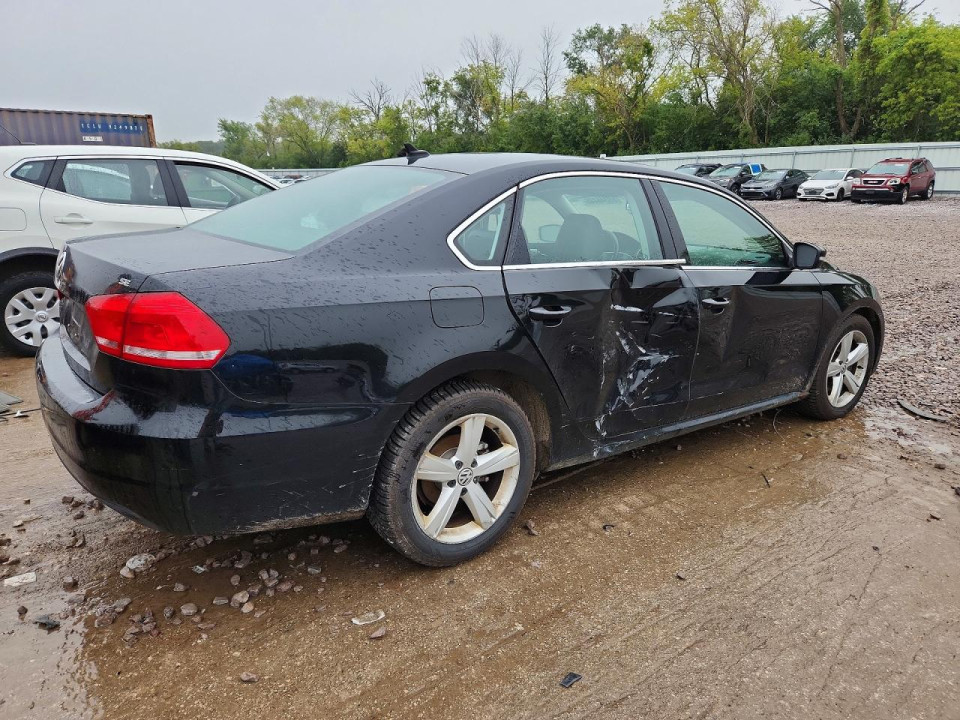 Volkswagen PASSAT 2013 — Copart