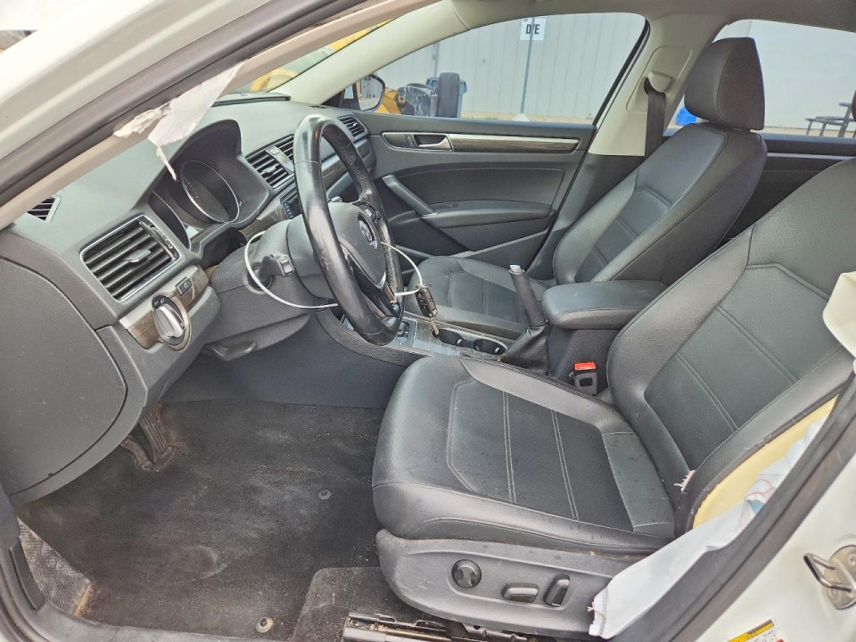 Volkswagen PASSAT 2016 — Copart