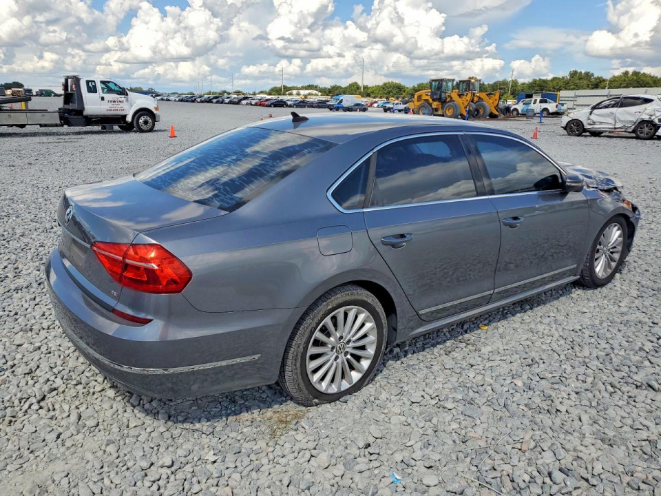 Volkswagen PASSAT 2016 — Copart