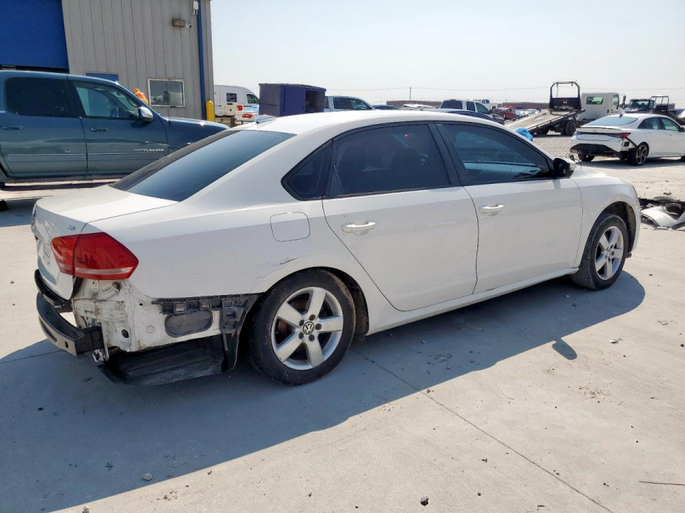 Volkswagen PASSAT 2015 — Copart
