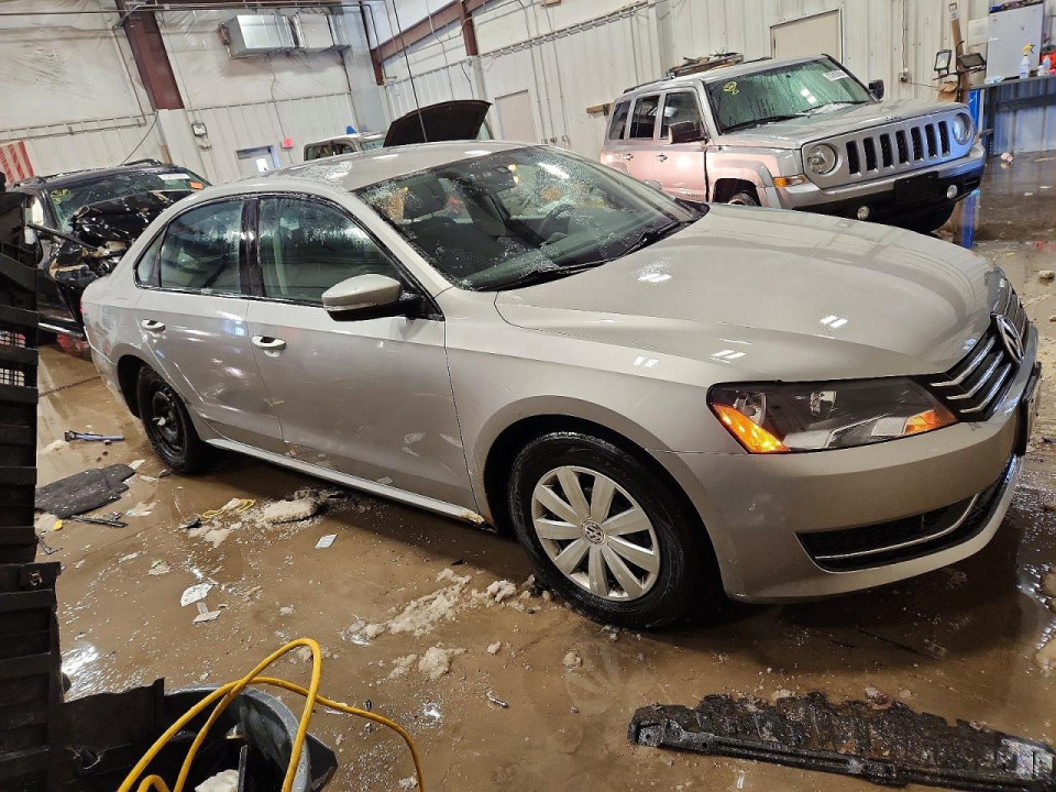 Volkswagen PASSAT 2013 — Copart