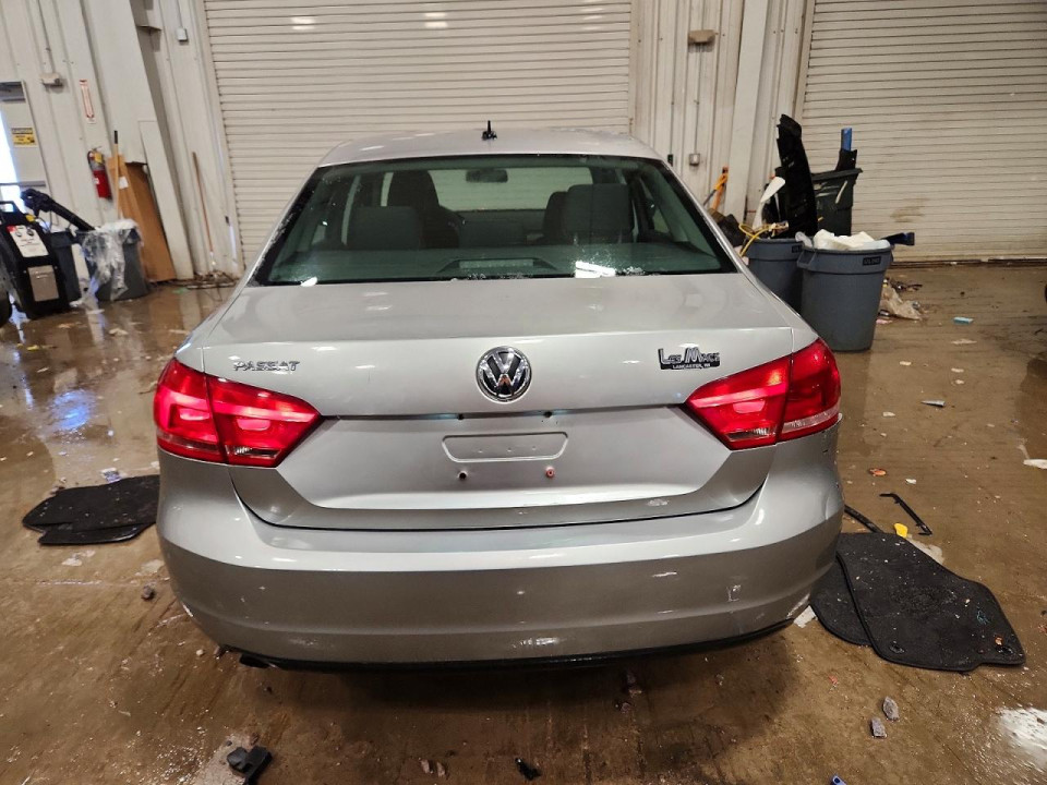 Volkswagen PASSAT 2013 — Copart