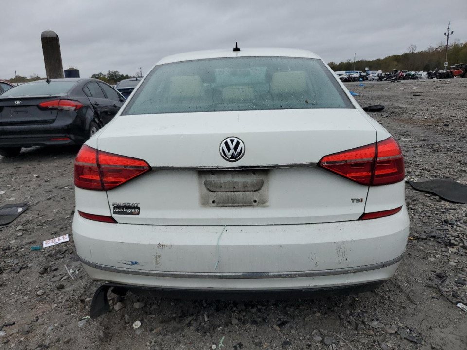 Volkswagen PASSAT 2016 — Copart