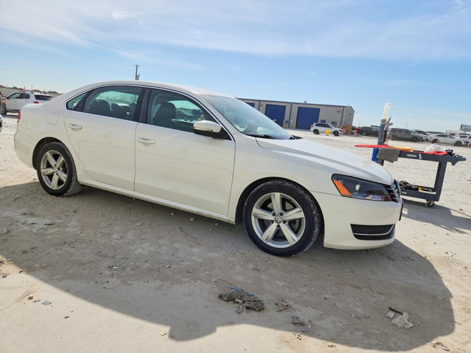 Volkswagen PASSAT 2013 — Copart