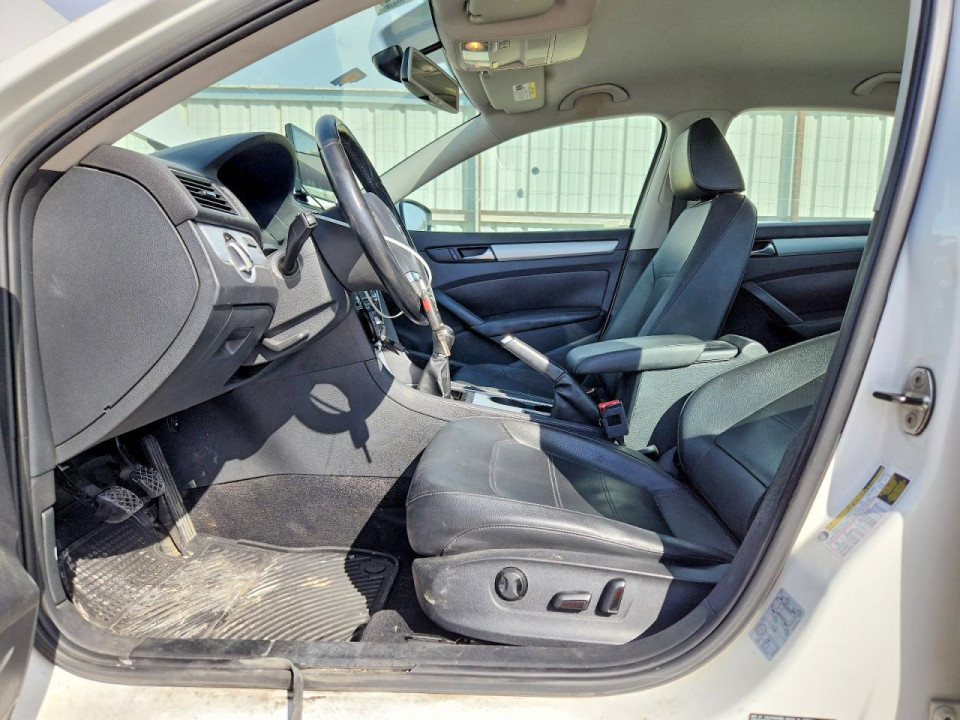 Volkswagen PASSAT 2013 — Copart