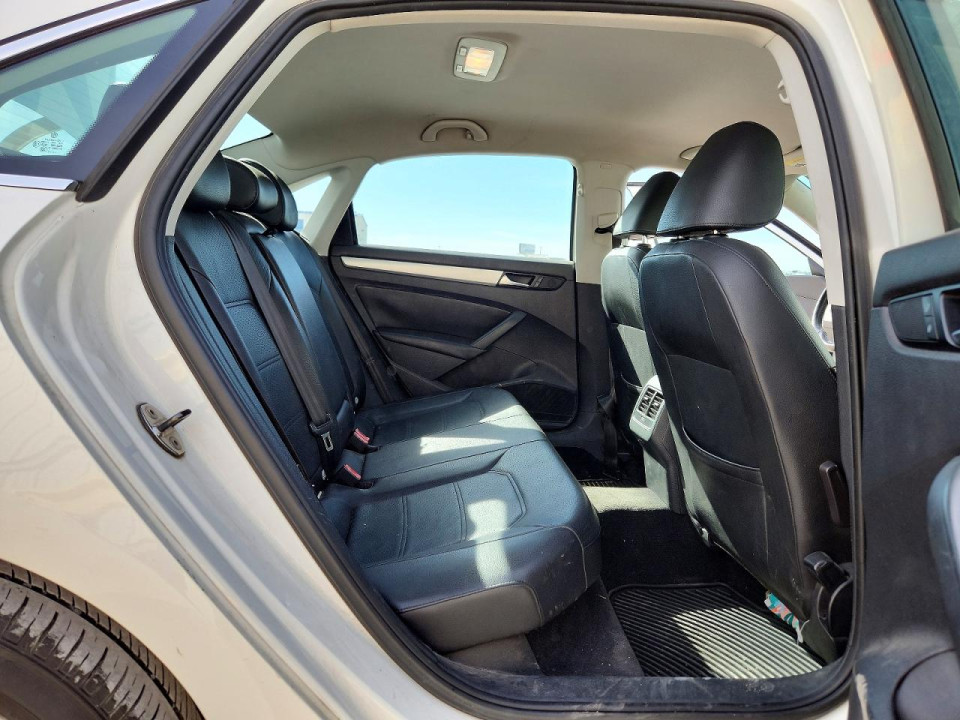 Volkswagen PASSAT 2013 — Copart