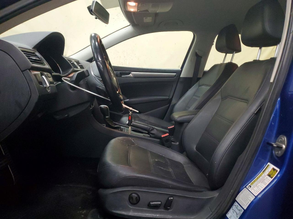 Volkswagen PASSAT 2016 — Copart