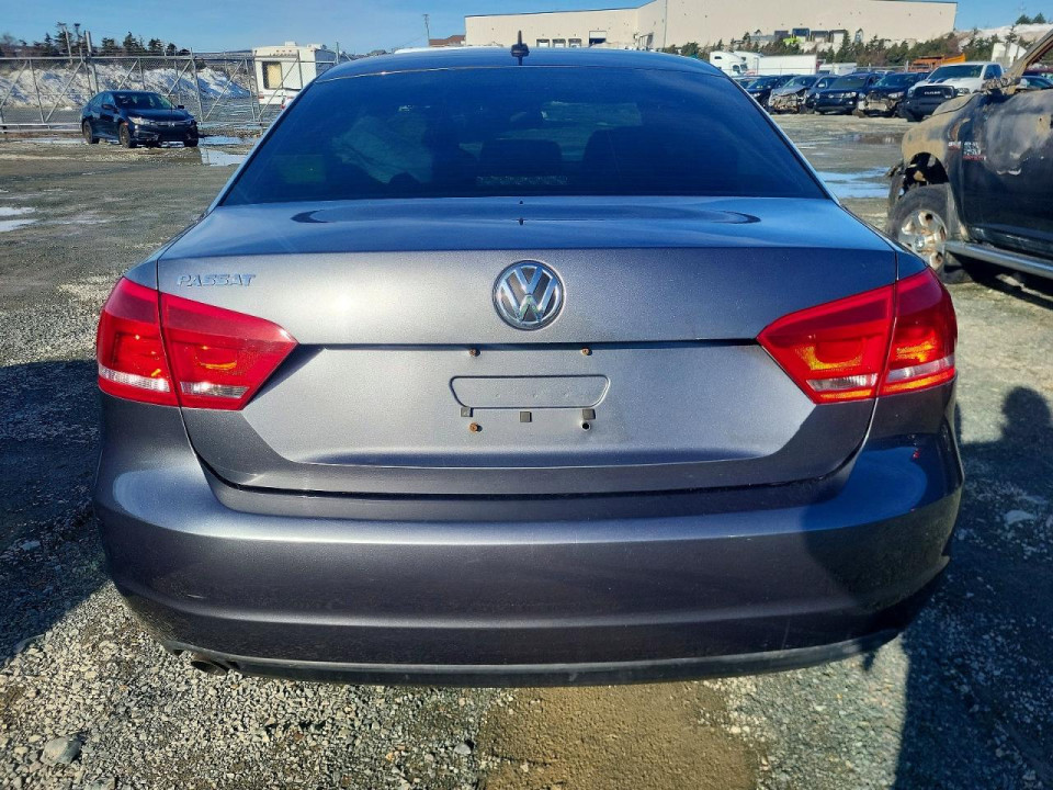 Volkswagen PASSAT 2013 — Copart