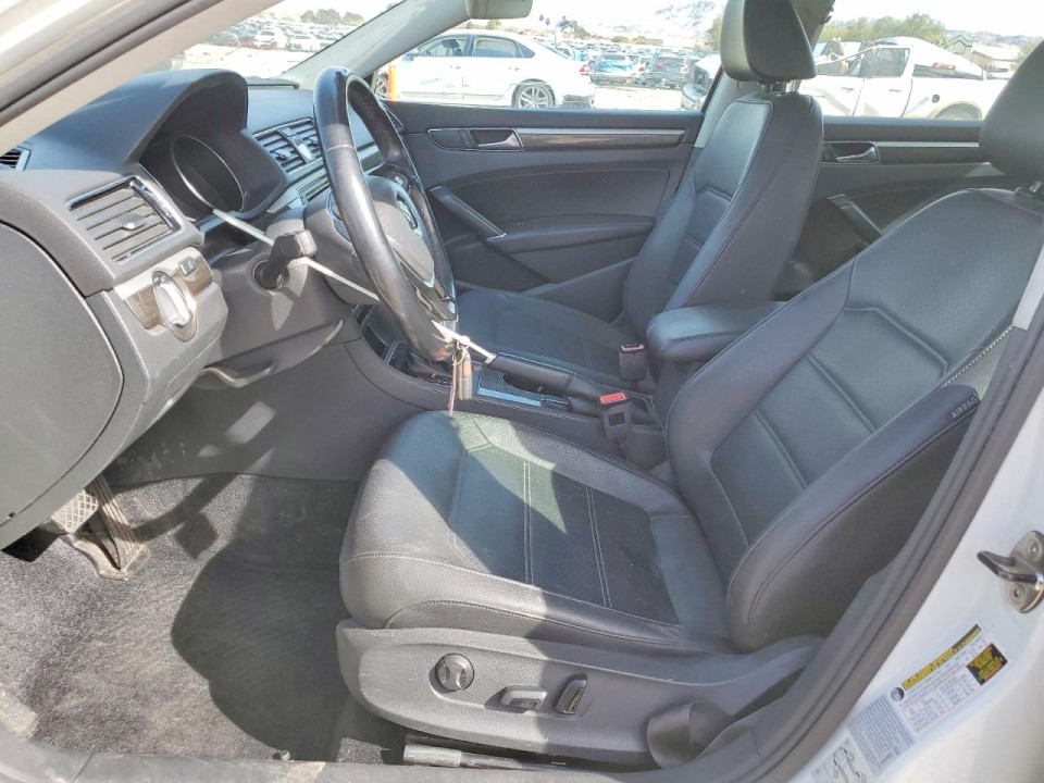 Volkswagen PASSAT 2017 — Copart