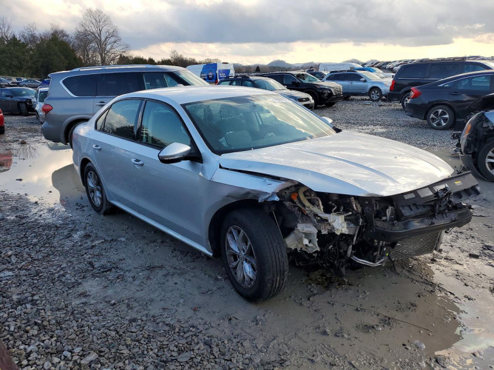 Volkswagen PASSAT 2018 — Copart