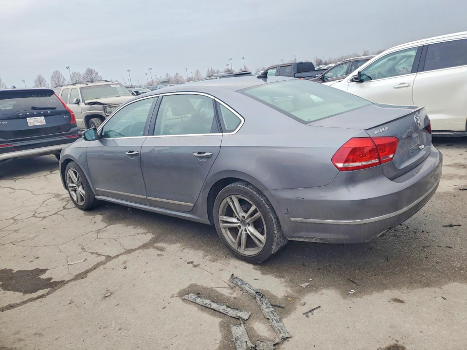 Volkswagen PASSAT 2013 — Copart