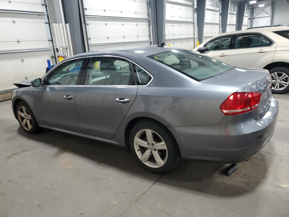 Volkswagen PASSAT 2013 — Copart