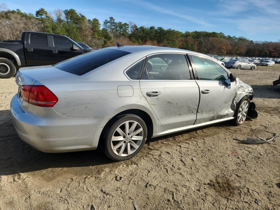 Volkswagen PASSAT 2012 — Copart