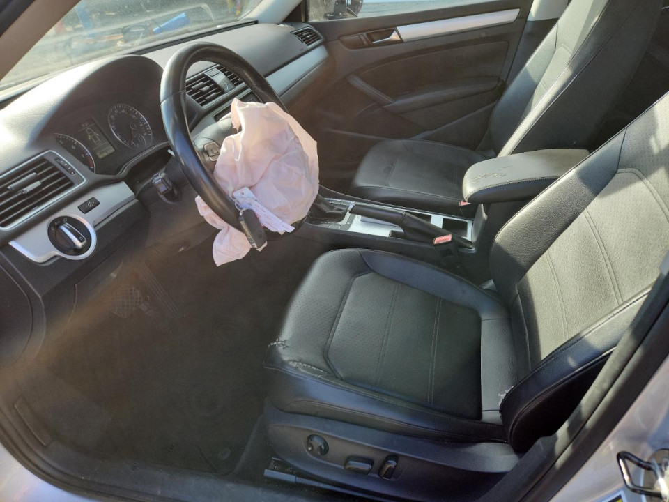 Volkswagen PASSAT 2012 — Copart