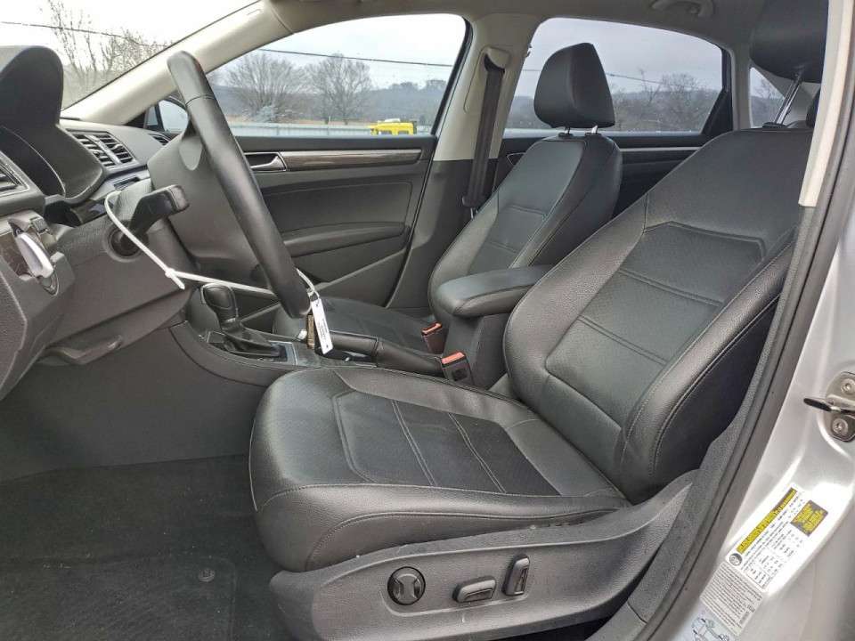 Volkswagen PASSAT 2017 — Copart