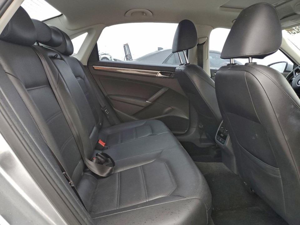 Volkswagen PASSAT 2017 — Copart