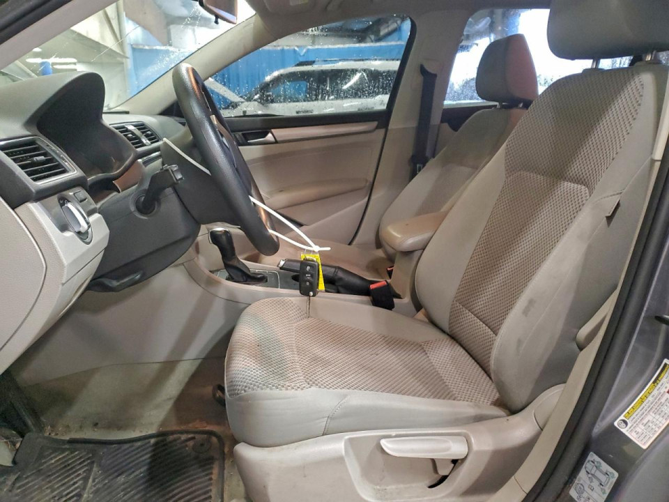 Volkswagen PASSAT 2013 — Copart