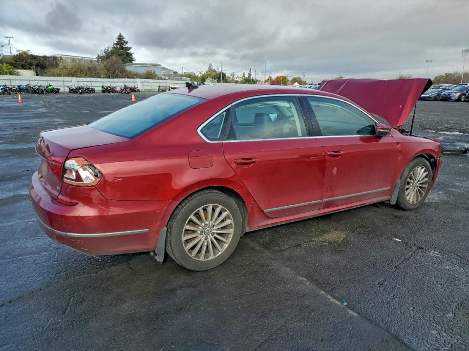 Volkswagen PASSAT 2016 — Copart