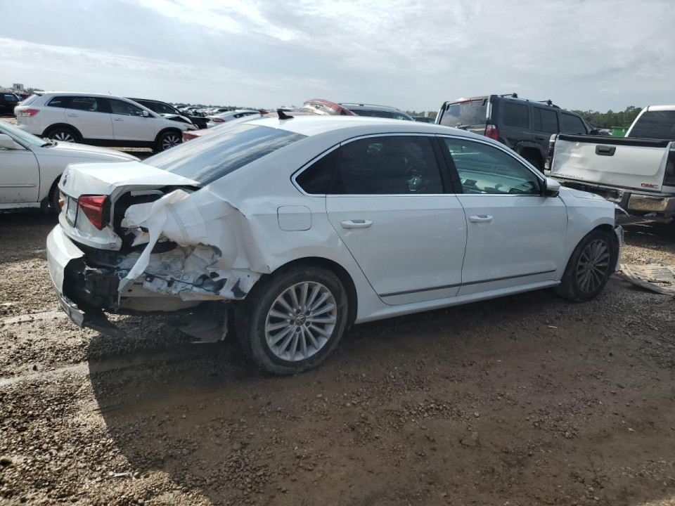Volkswagen PASSAT 2017 — Copart