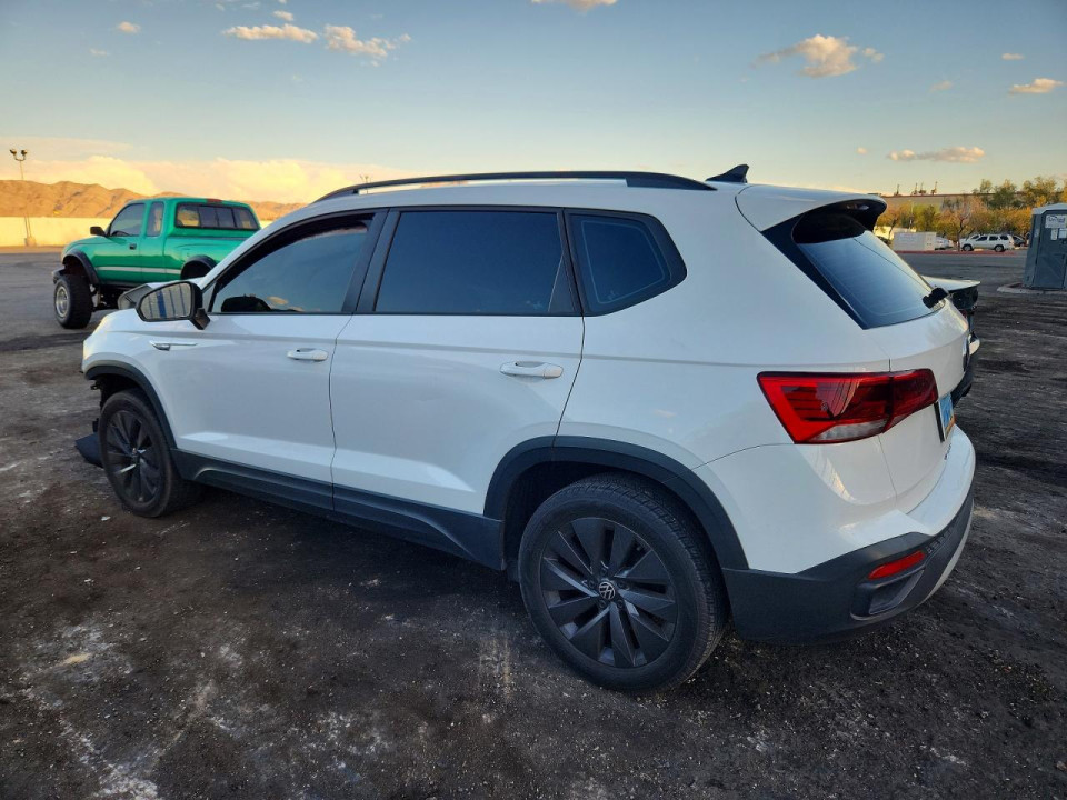 Volkswagen TAOS S 2024 — Copart