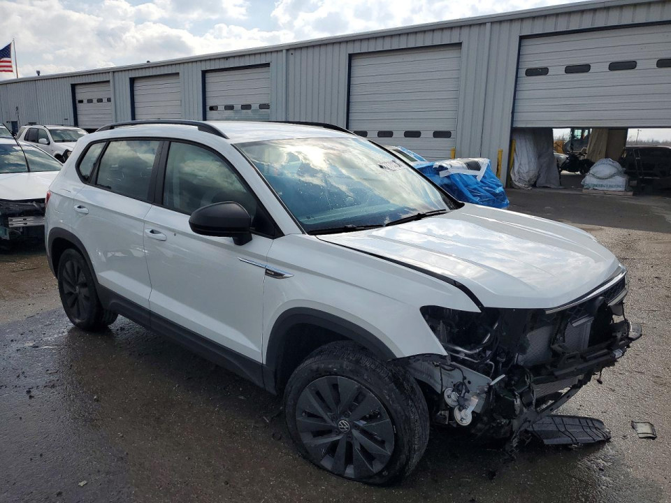 Volkswagen TAOS S 2024 — Copart
