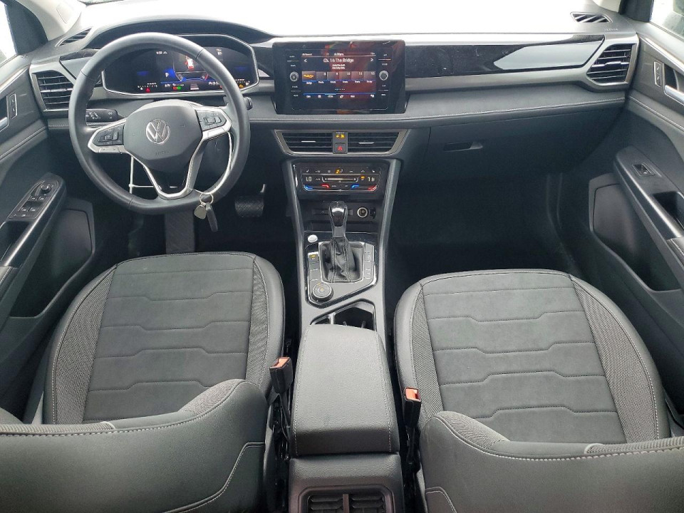 Volkswagen TAOS SE BLACK 2025 — Copart