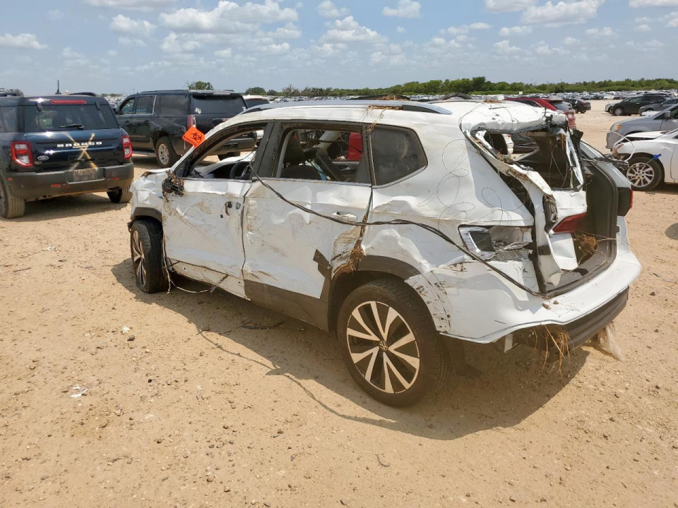 Volkswagen TAOS SE 2023 — Copart