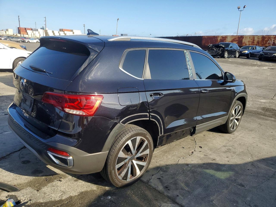 Volkswagen TAOS SE 2022 — Copart