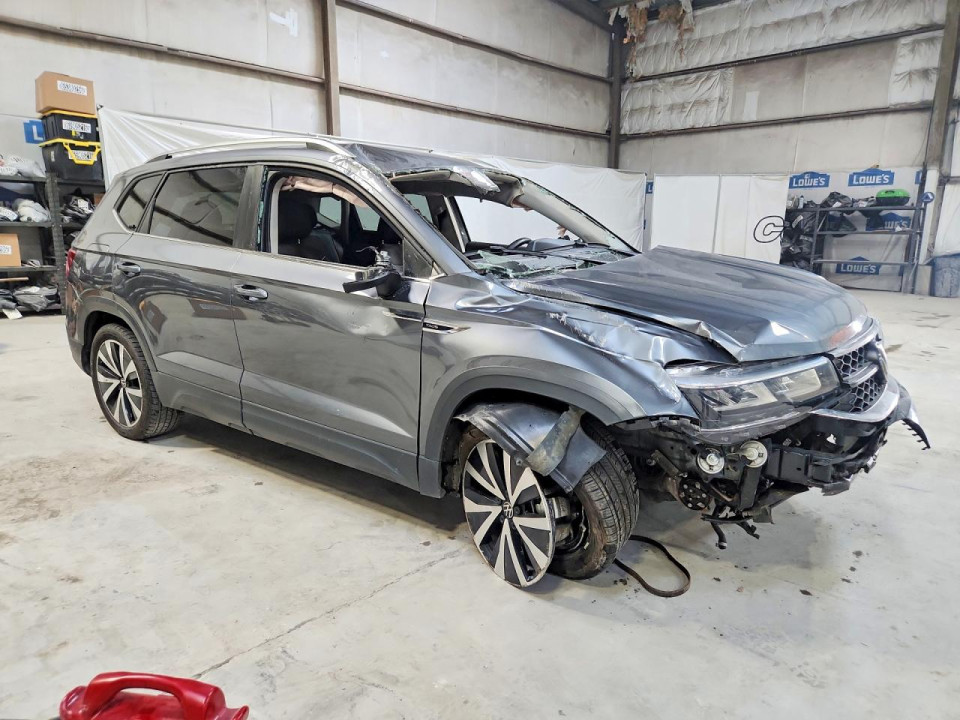 Volkswagen TAOS SE 2024 — Copart