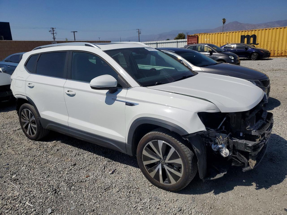 Volkswagen TAOS SE 2023 — Copart