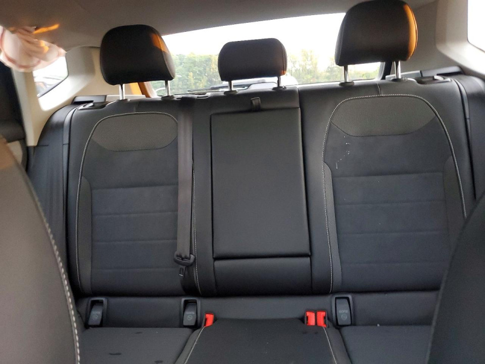 Volkswagen TAOS SE 2024 — Copart